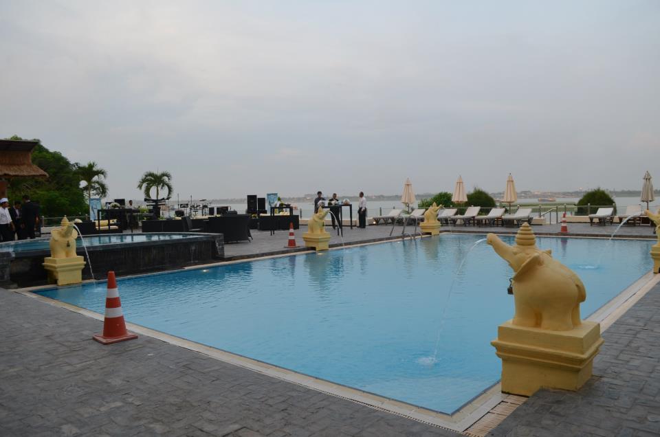 Hotel Cambodiana Phnom Penh