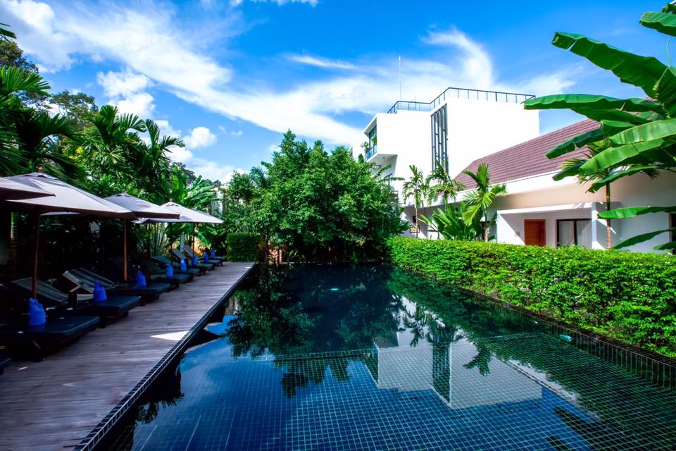 Lynnaya Urban River Resort