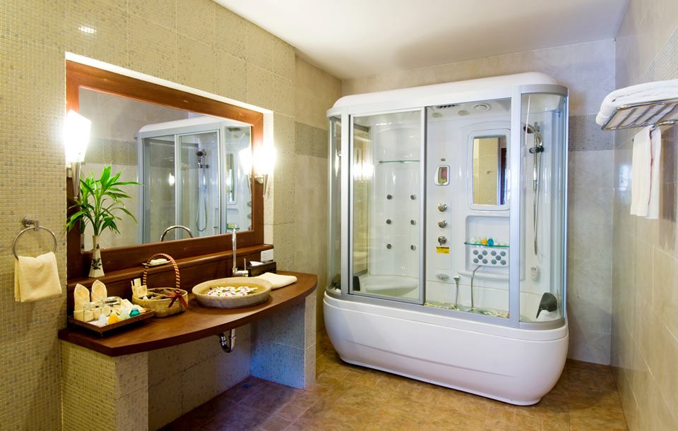 Royal Angkor Resort Bathroom