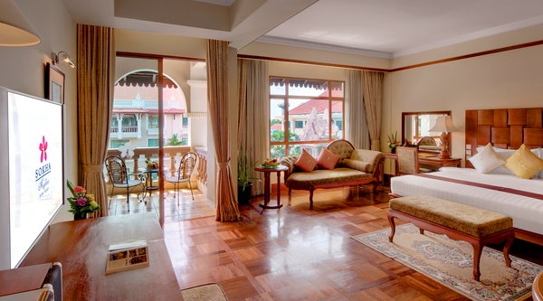 Sokha Angkor Resort Luxury club Suite