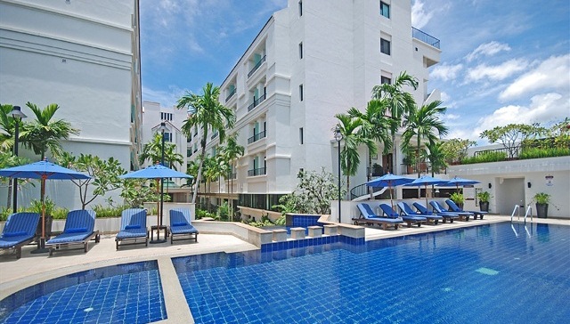 Tara Angkor Hotel Swimming pool